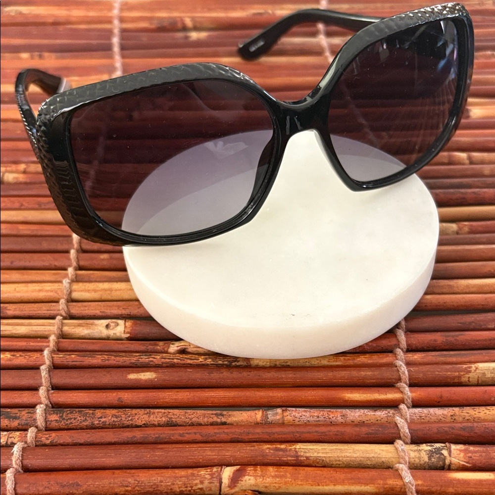 Juicy Couture Black Oversized Sunglasses